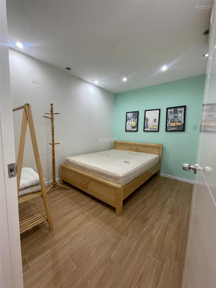 Hình thật, giá thật 15 triệu, 80m2, 3pn, 2wc, full đẹp. cho thuê chcc vạn đô, quận 4