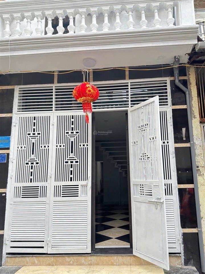 Bán nhà cạnh chợ hà đông  ô tô tránh  50m chỉ 9.6 tỷ  sổ đỏ sẵn