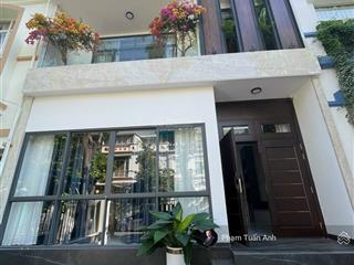 Hàng kín ! bán gấp nhà ngay vincom cộng hòa, 5x11m nở hậu 9m, 3 tầng giá chỉ 13.8 tỷ thôi