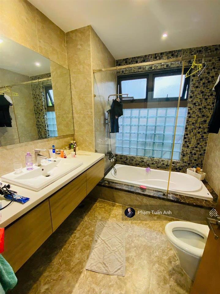 Ngon nhất bàu cát! nhà mt trung tâm bàu cát ~5x15m, 4 tầng, giá chỉ còn 11.7 tỷ