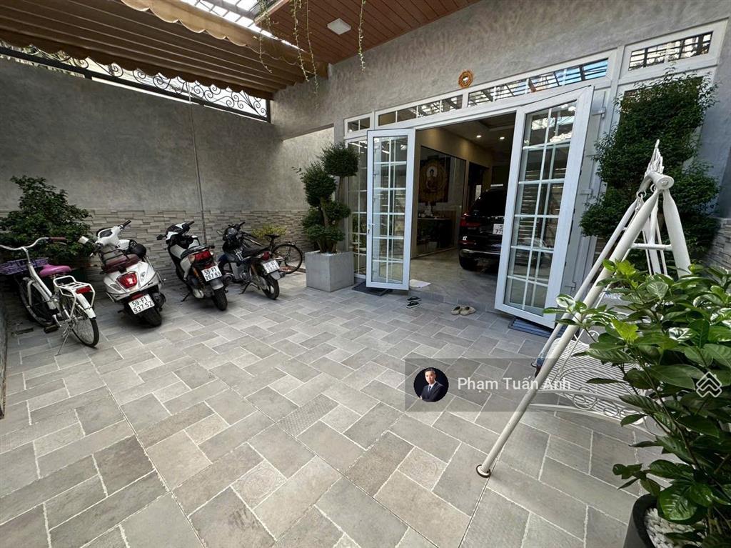 Bán gấp! nhà 3mt đường lê văn sỹ, tb 5x16m, 3 tầng giá giảm chỉ còn 14.5 tỷ thôi