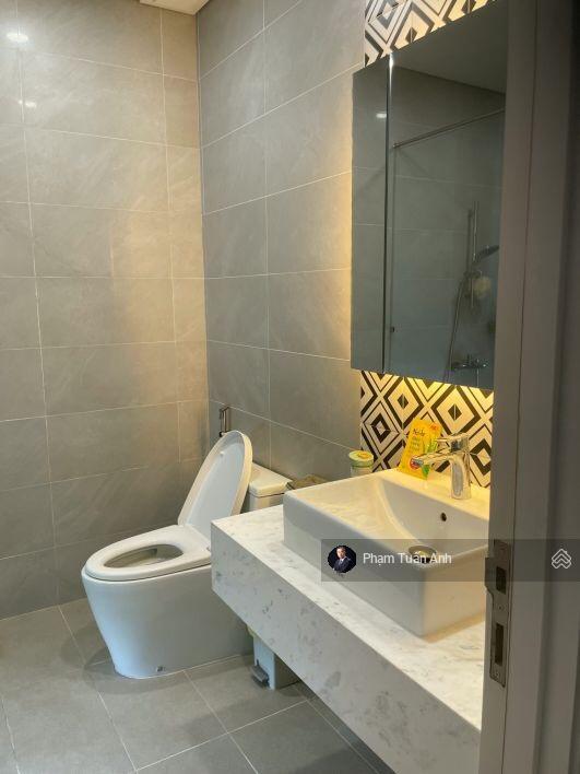 Phải bán gấp! nhà mặt tiền trung tâm bàu cát 5x30m, 4 lầu, mà giá giảm cực sâu chỉ còn 18 tỷ thôi