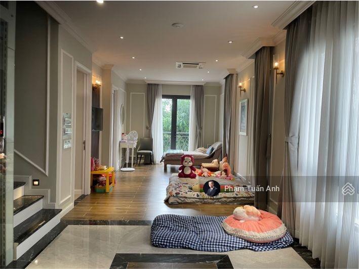 Phải bán gấp! nhà mặt tiền trung tâm bàu cát 5x30m, 4 lầu, mà giá giảm cực sâu chỉ còn 18 tỷ thôi