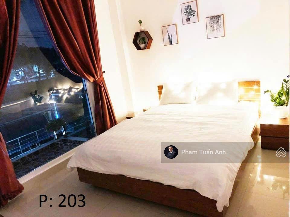 Tòa nhà chdv k300, hầm 5 tầng thang máy, hđt khoán 70tr/tháng, mà giá chỉ 18.8 tỷ thôi