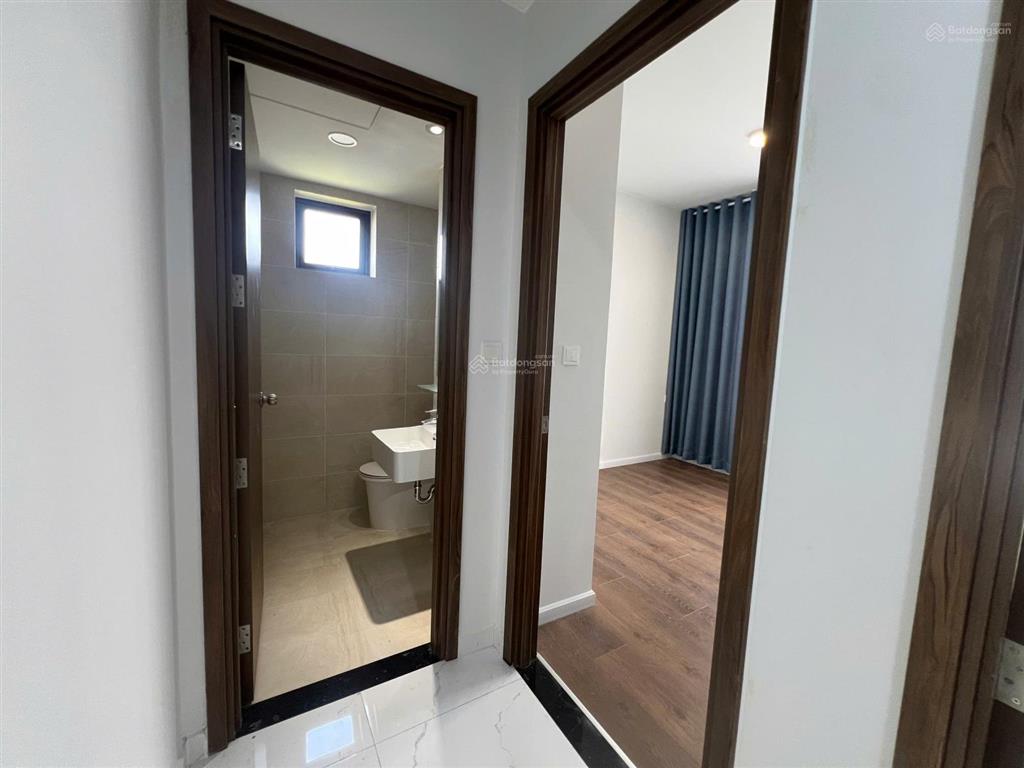Chính chủ. hot mới 100% bán căn hộ opal skyline, 2,75 tỷ, 86m2, 3pn, 2wc view lankmark81.