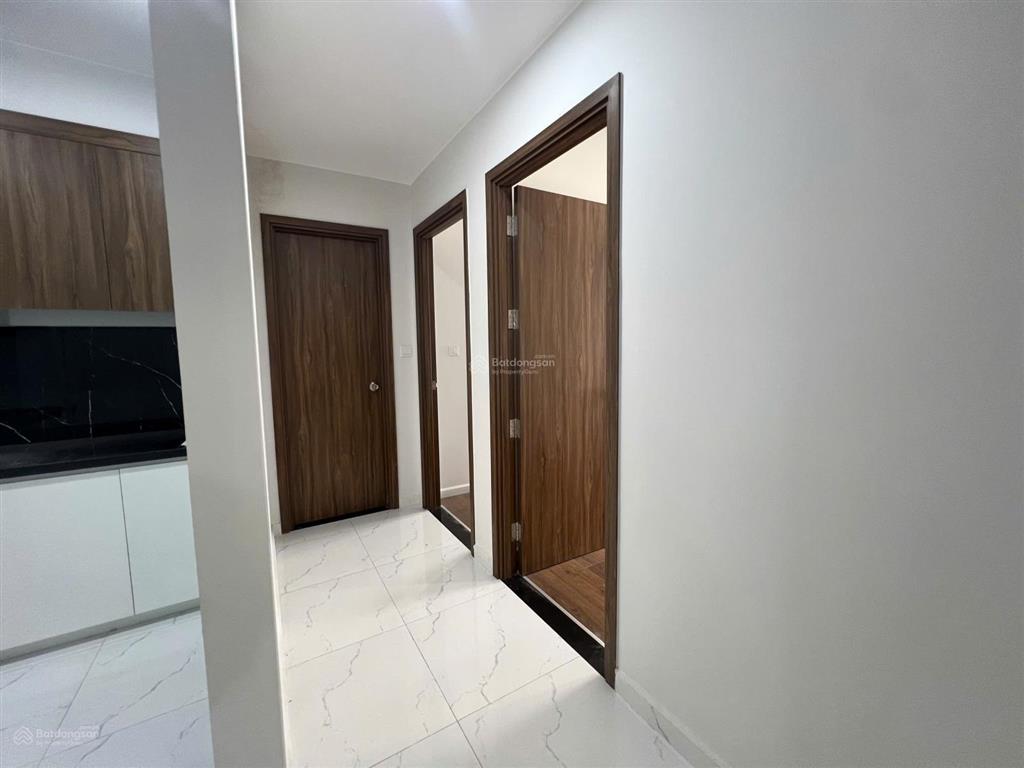 Chính chủ. hot mới 100% bán căn hộ opal skyline, 2,75 tỷ, 86m2, 3pn, 2wc view lankmark81.