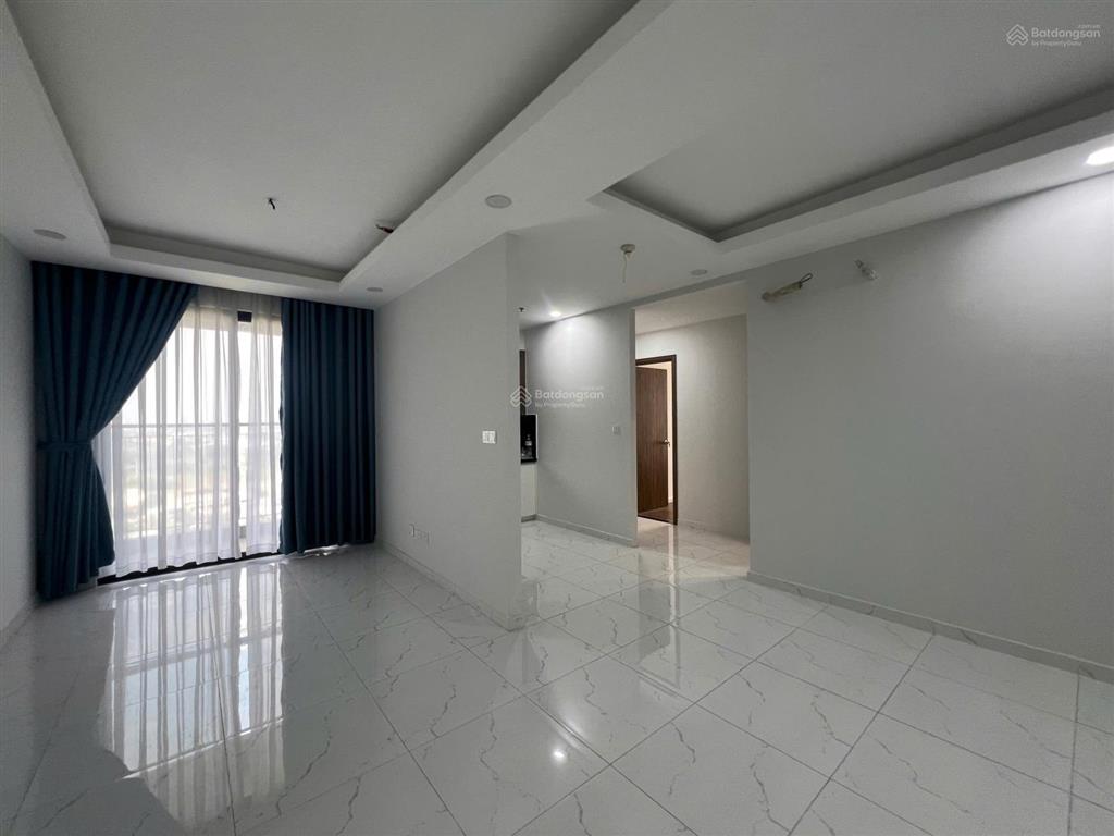 Chính chủ. hot mới 100% bán căn hộ opal skyline, 2,75 tỷ, 86m2, 3pn, 2wc view lankmark81.