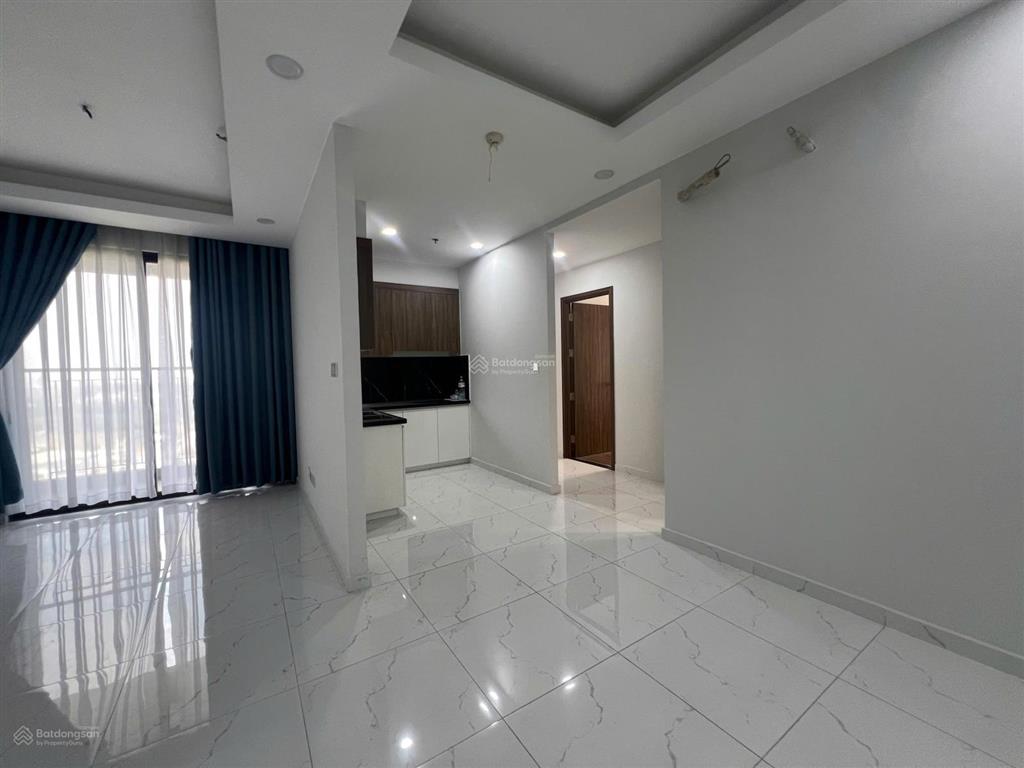 Chính chủ. hot mới 100% bán căn hộ opal skyline, 2,75 tỷ, 86m2, 3pn, 2wc view lankmark81.