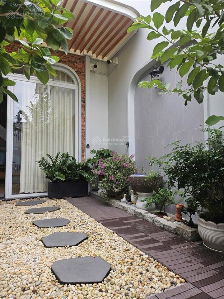 Nhà 2 tầng, dt 204m2 (12x17m) sổ vuông, giá 11.2 tỷ, hương lộ 3, bhh, bình tân