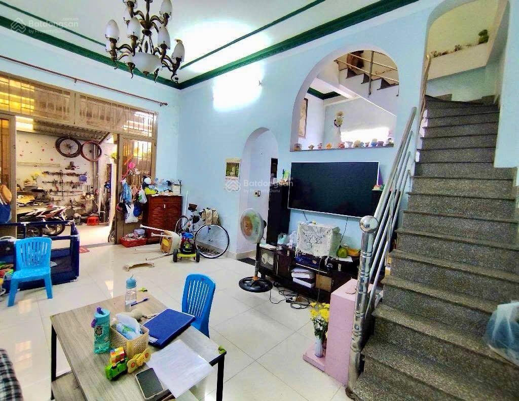 Hoàng hoa thám quận bình thạnh3 tầng btct 90m2(5x18)chỉ 9,88 tỷ tl