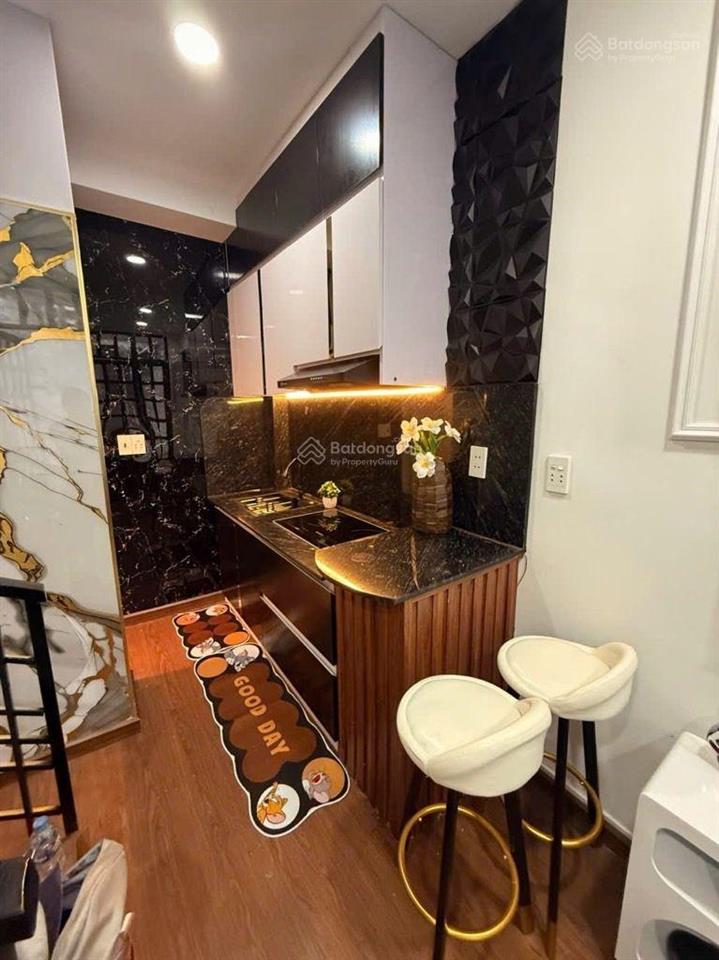 Hơn 3 tỷ, căn 3 tầng, 2pn,3wc ngay nơ trang long hẻm 1 sẹc, full nt