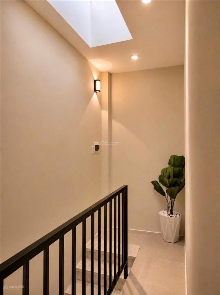 Chỉ 3,88 tỷ nhà đẹp full nội thất 2 tầng btct 2pn 2wc lê quang định p5 quận bình thạnh.