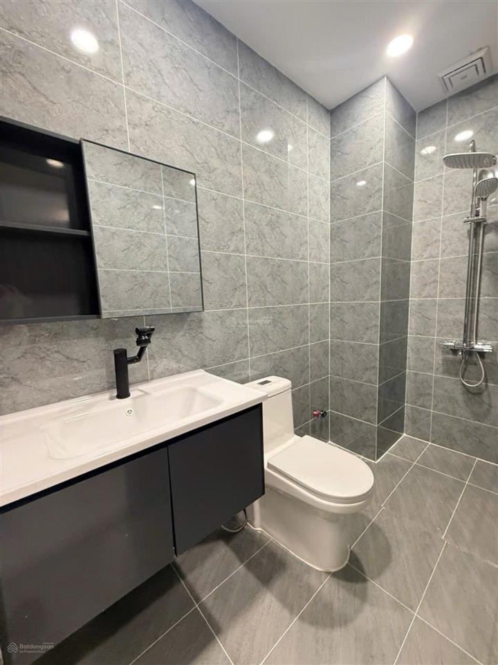 Nhà 4 tầng btct 45m2(4,5x11) căn góc 2 mặt thoáng hxh thông đường bình lợi, đặng thuỳ trâm. 7,3 ty