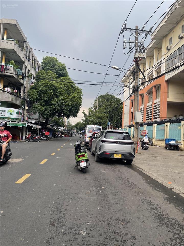 Tầng trệt chung cư lạc long quân phường hoà bình (quận 11 cũ), 90m2, 2pn 3wc, chỉ 5.8 tỷ tl