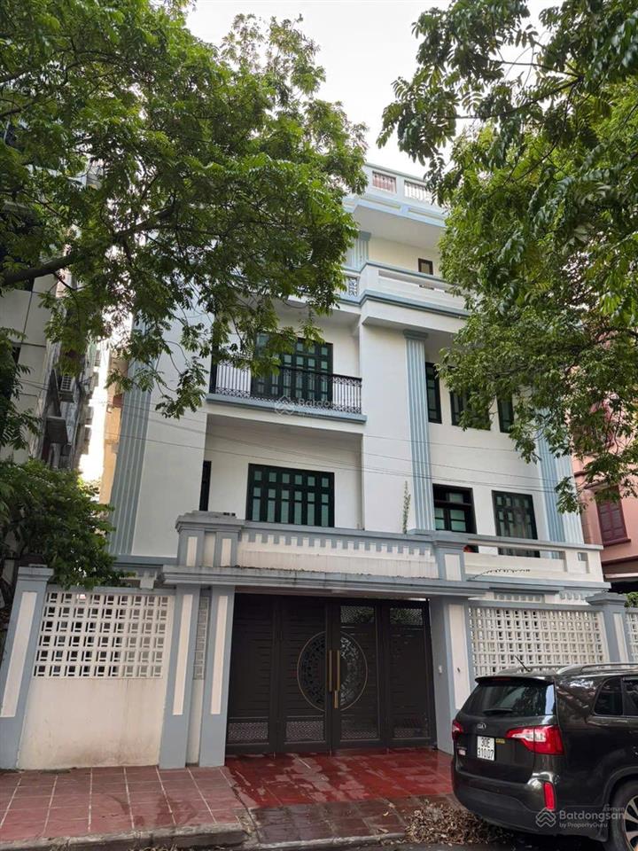 Chính chủ bán biệt thự khu 2 bắc linh đàm  201m2  5 tầng  4 mặt thoáng, thang máy mới