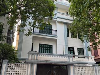 Chính chủ bán biệt thự khu 2 bắc linh đàm  201m²  5 tầng  4 mặt thoáng, thang máy mới