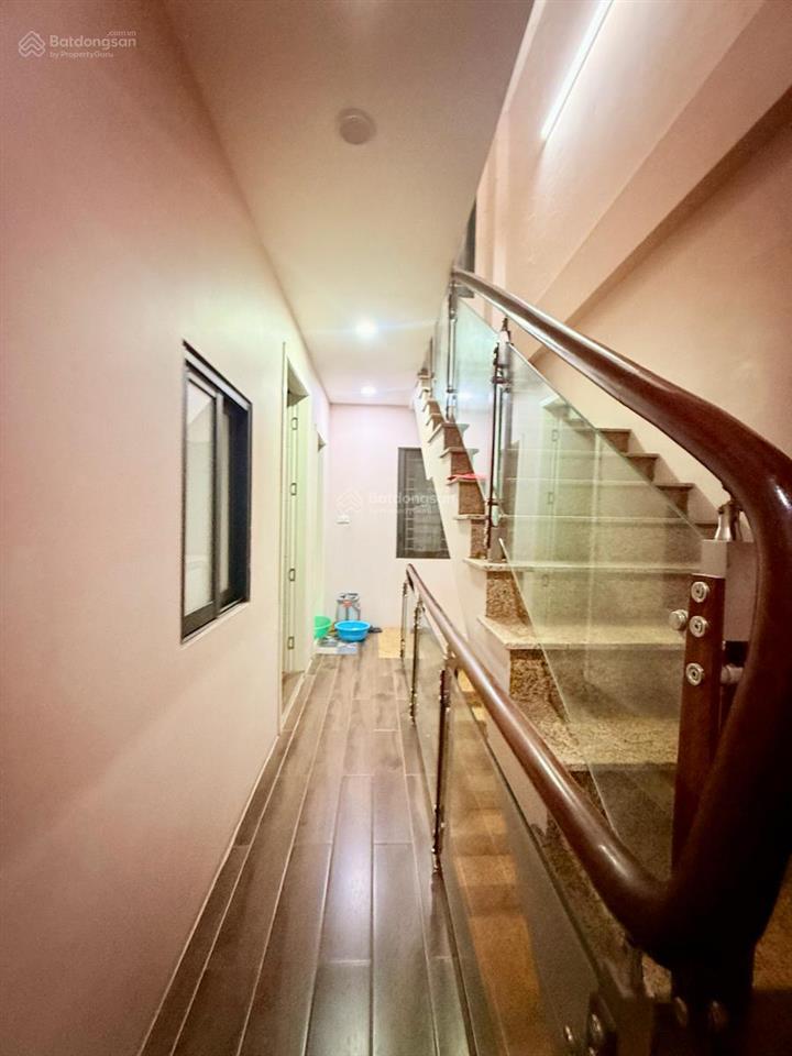 Bán nhà phương mai đống đa 58m2, phân lô ô tô tránh, mặt tiền 4,8m, phù hợp văn phòng. giá 20,5 tỷ.