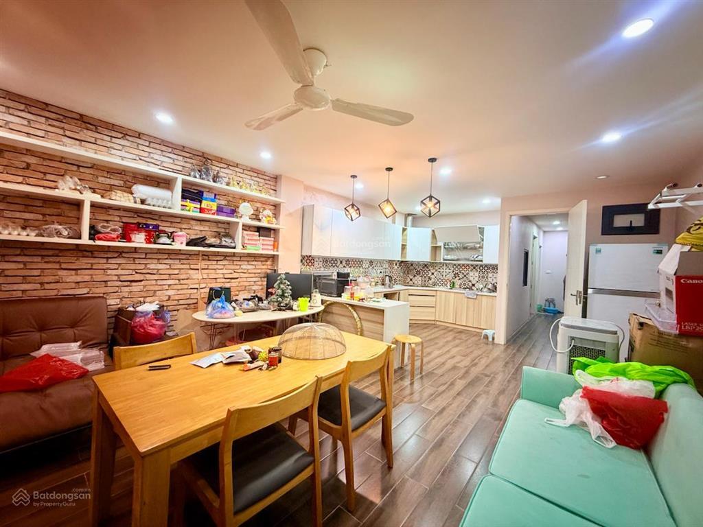 Bán nhà phương mai đống đa 58m2, phân lô ô tô tránh, mặt tiền 4,8m, phù hợp văn phòng. giá 20,5 tỷ.