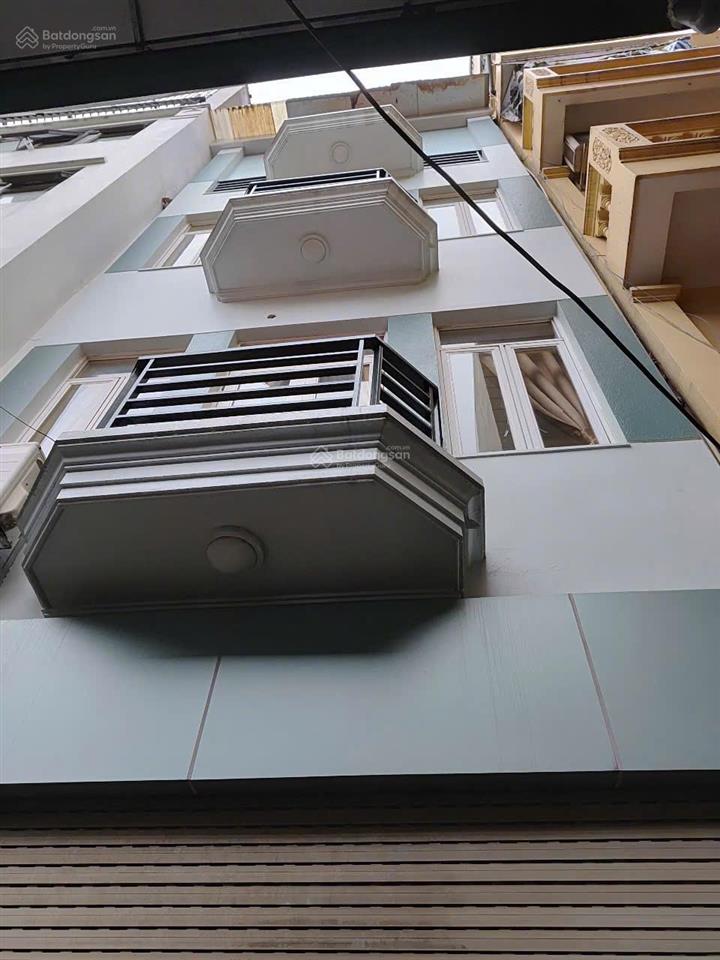 Tầm 7 tỷ mà ô tô đỗ cửa, chỉ 1 nhà ra phố đại la cơ hội không nhiều! 25m2 x 4t, mt 4,3m. 7,2 tỷ