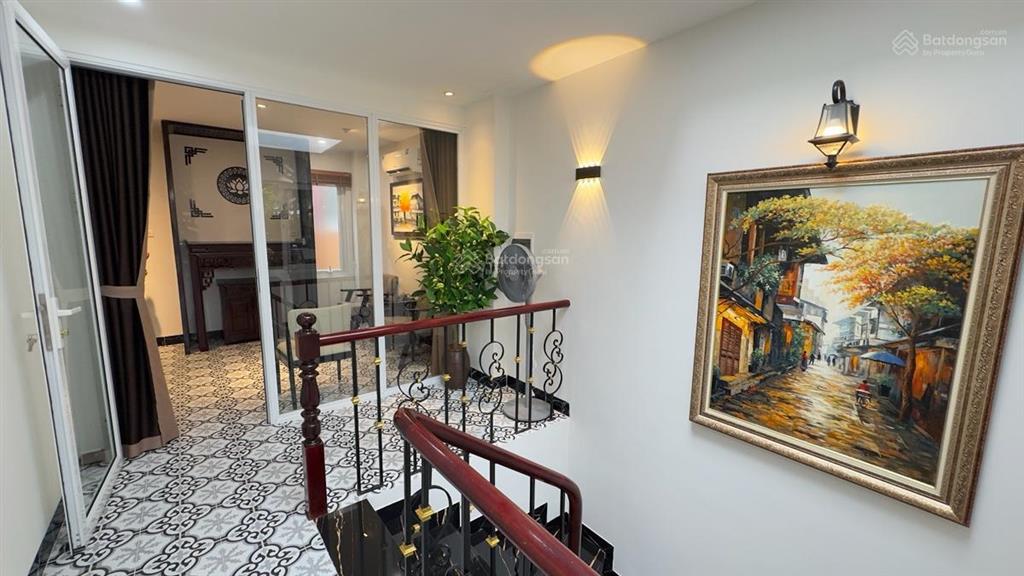 Hiếm! nhà phân lô lò đúc 74m2, ô tô đỗ cửa, 2 mặt thoáng vĩnh viễn, 17,9 tỷ. nội thất cao cấp