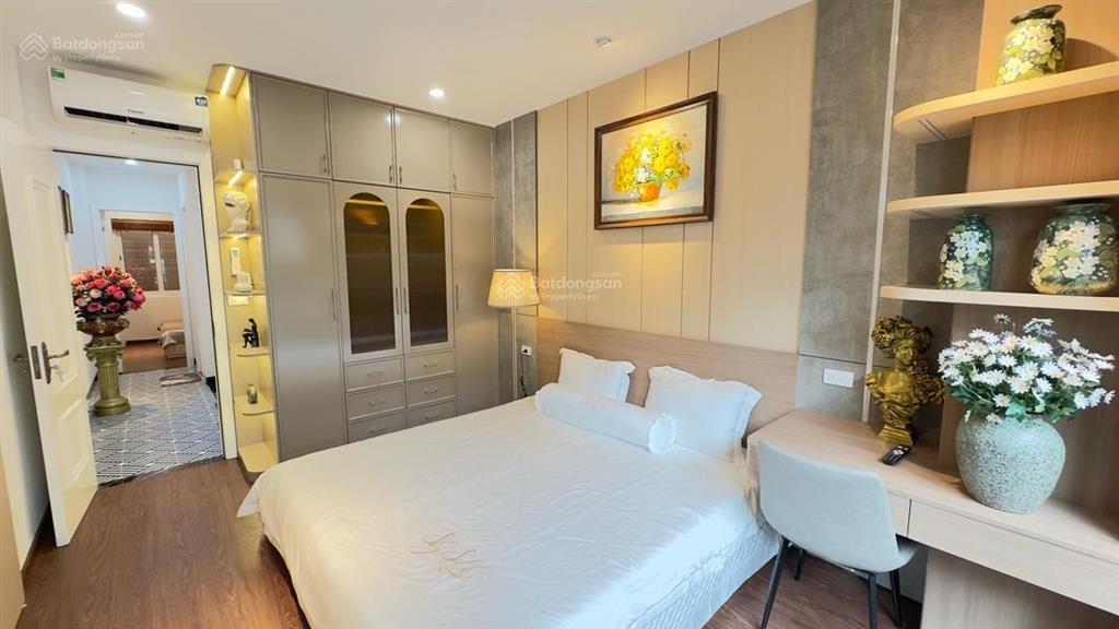 Hiếm! nhà phân lô lò đúc 74m2, ô tô đỗ cửa, 2 mặt thoáng vĩnh viễn, 17,9 tỷ. nội thất cao cấp