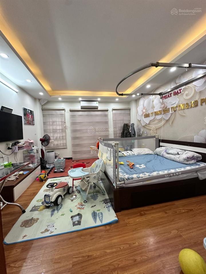Bán nhà kim ngưu hai bà trưng 54m2, thang máy, lô góc, ô tô thông, mặt tiền 4,5m, 6 phòng ngủ15tỷ.