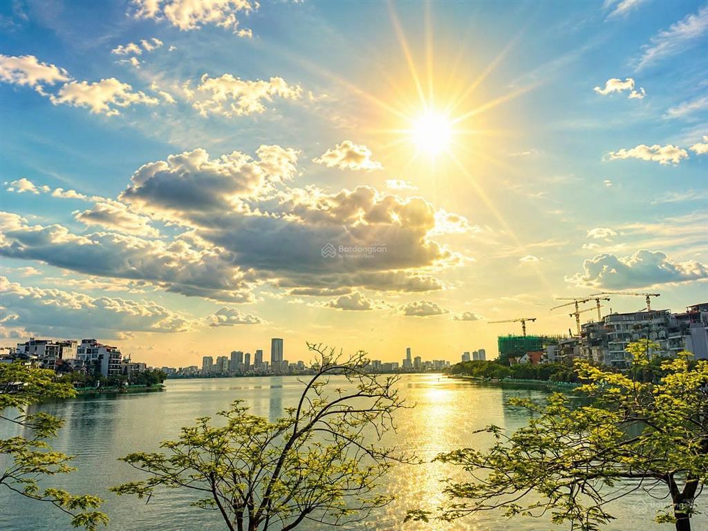 Siêu phẩm quảng khánh  view hồ tây  100m  9 tầng  khu giới tinh hoa  giá 118 tỷ  cần bán!