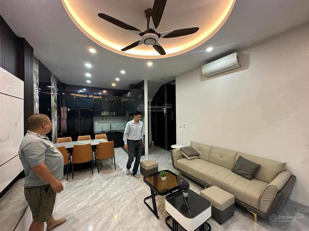 Bán nhà hồ linh quang, đống đa, 7 tầng thang máy, gần hồ, ô tô tránh, nhà đẹp ở ngay14,7 tỷ còn tl