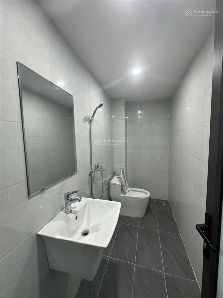 Hạ 1 tỷ! bán nhà vĩnh hưng 28m x 6 tầng, 5 ngủ, nhà mới, 50m ô tô tránh, chỉ 5,7 tỷ. sổ đỏ vuông.