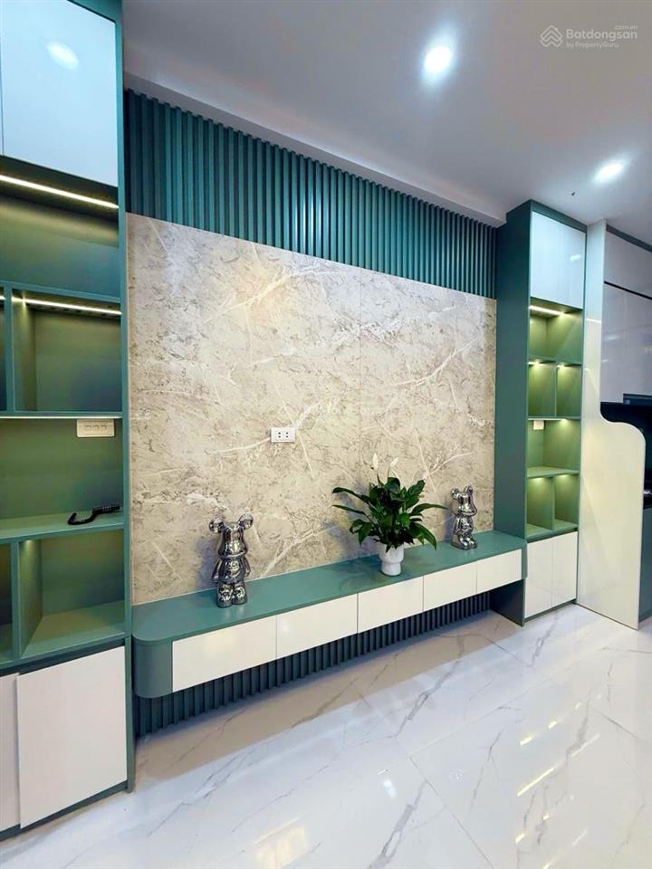 Hạ 1 tỷ! bán nhà vĩnh hưng 28m x 6 tầng, 5 ngủ, nhà mới, 50m ô tô tránh, chỉ 5,7 tỷ. sổ đỏ vuông.