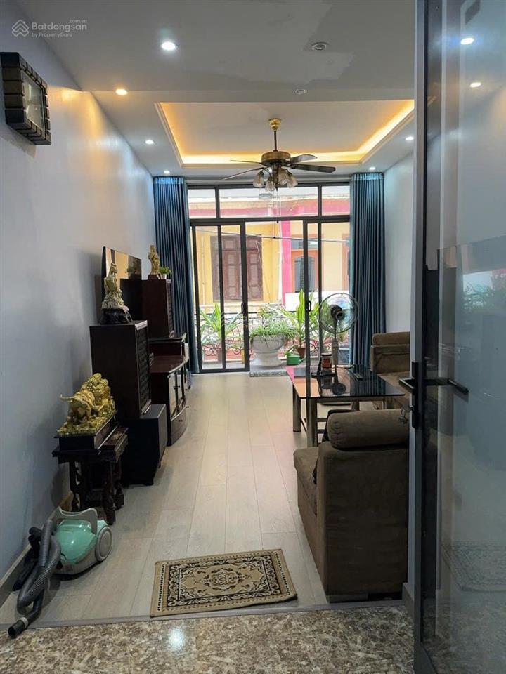 Bán nhà minh khai 6 tầng thang máy, ô tô vào nhà, 15m ra phố, nội thất cao cấp. 41m2 x 6 tầng,mt3,9