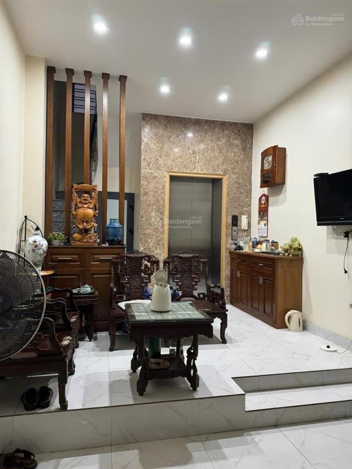 Bán nhà minh khai 6 tầng thang máy, ô tô vào nhà, 15m ra phố, nội thất cao cấp. 41m2 x 6 tầng,mt3,9