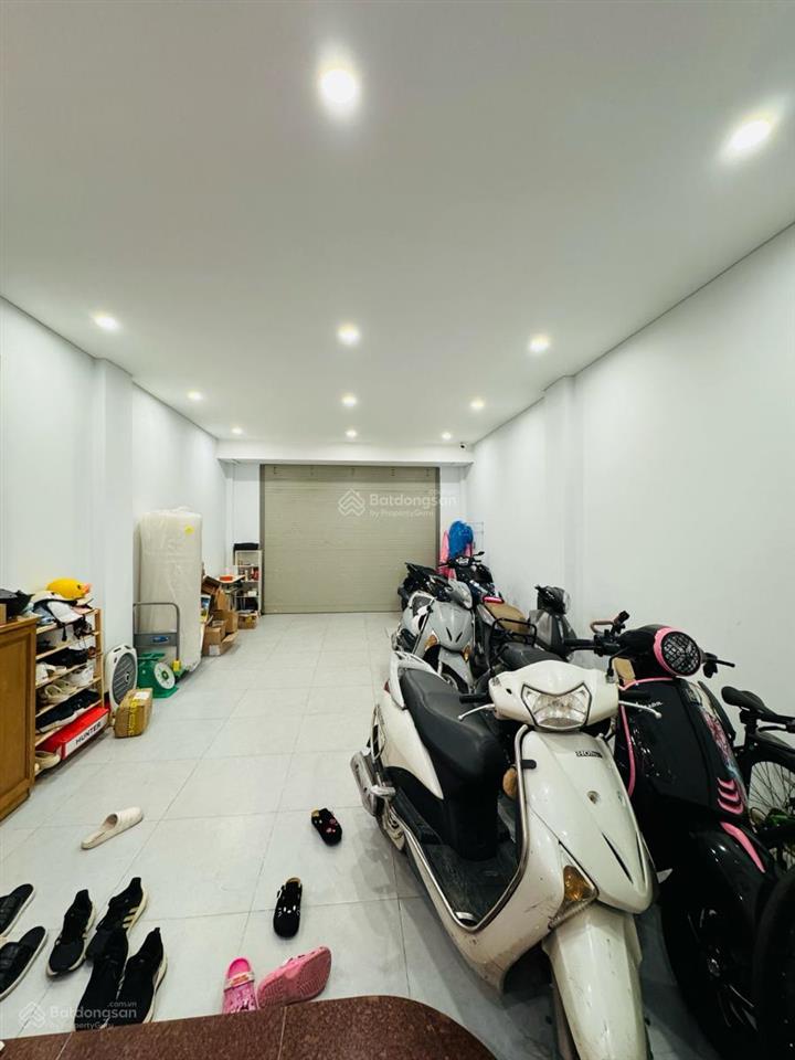 Phân lô hai bà trưng 55m x 7 tầng  mt 4,5m  3 ô tô tránh  thang máy  2 mặt thoáng. nhỉnh 300/m