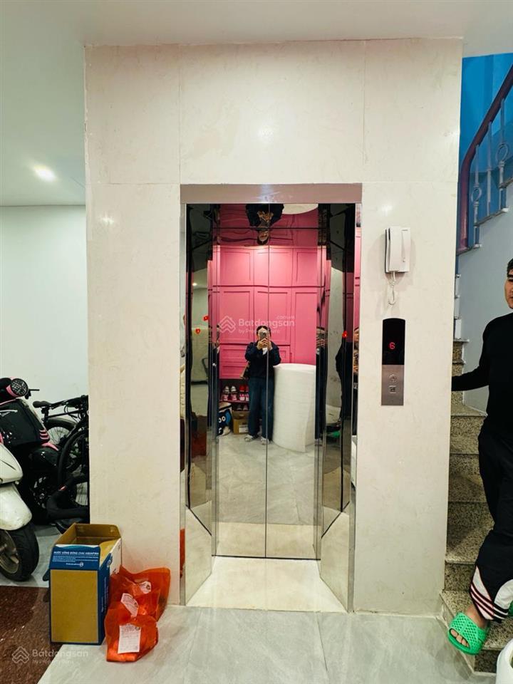 Phân lô hai bà trưng 55m x 7 tầng  mt 4,5m  3 ô tô tránh  thang máy  2 mặt thoáng. nhỉnh 300/m
