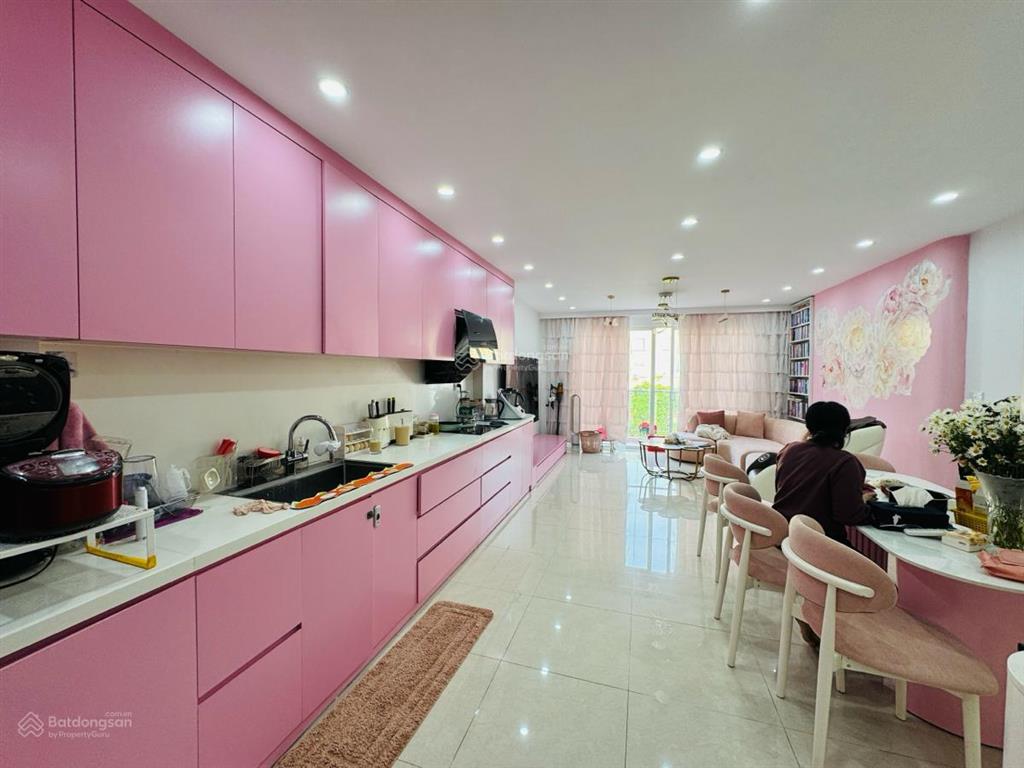 Phân lô hai bà trưng 55m x 7 tầng  mt 4,5m  3 ô tô tránh  thang máy  2 mặt thoáng. nhỉnh 300/m