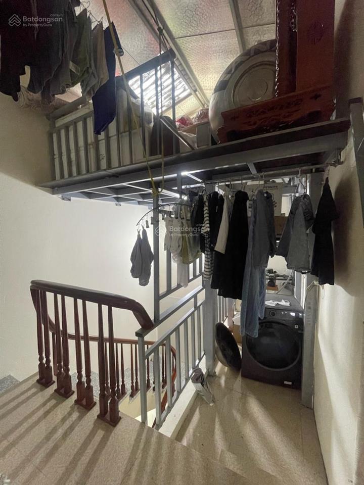 Nhà ngũ nhạc 50,1m2 x 3 tầng, 3 p ngủ, ô tô đỗ cửa, cách mặt phố 15m 3,6 tỷ, không quy hoạch