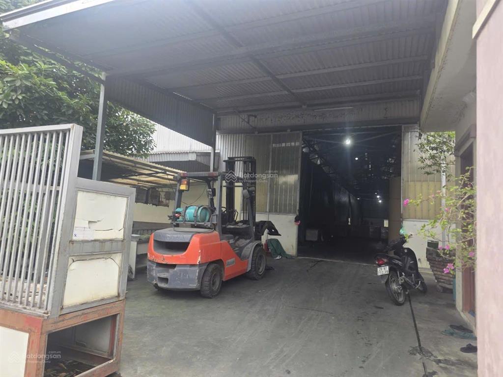 Ngay kcn thạch thất quốc oai, tdt 1.200m2 có 800m2 nhà xưởng mt gần 23m, 24.5 tỷ có tl