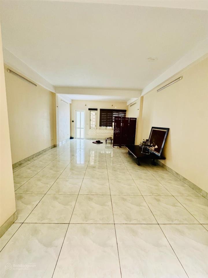 Bán nhà trường chinh 55m2 x 5 tầng, mặt tiền 5m, ngõ kinh doanh, móng 7 tầng, ô chờ thang máy 18 tỷ