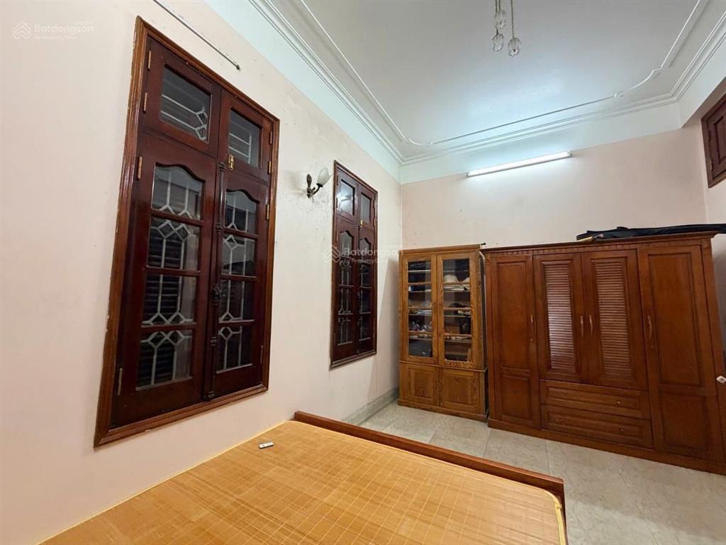 Bán nhà lạc long quân xuân la 50m 5 tầng, mặt tiền 15m, lô góc 3 mặt thoáng, ô tô tránh. hơn 20 tỷ.
