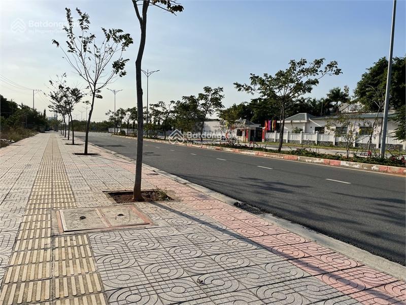 Bán đất mt đường trường chinh, phú mỹ