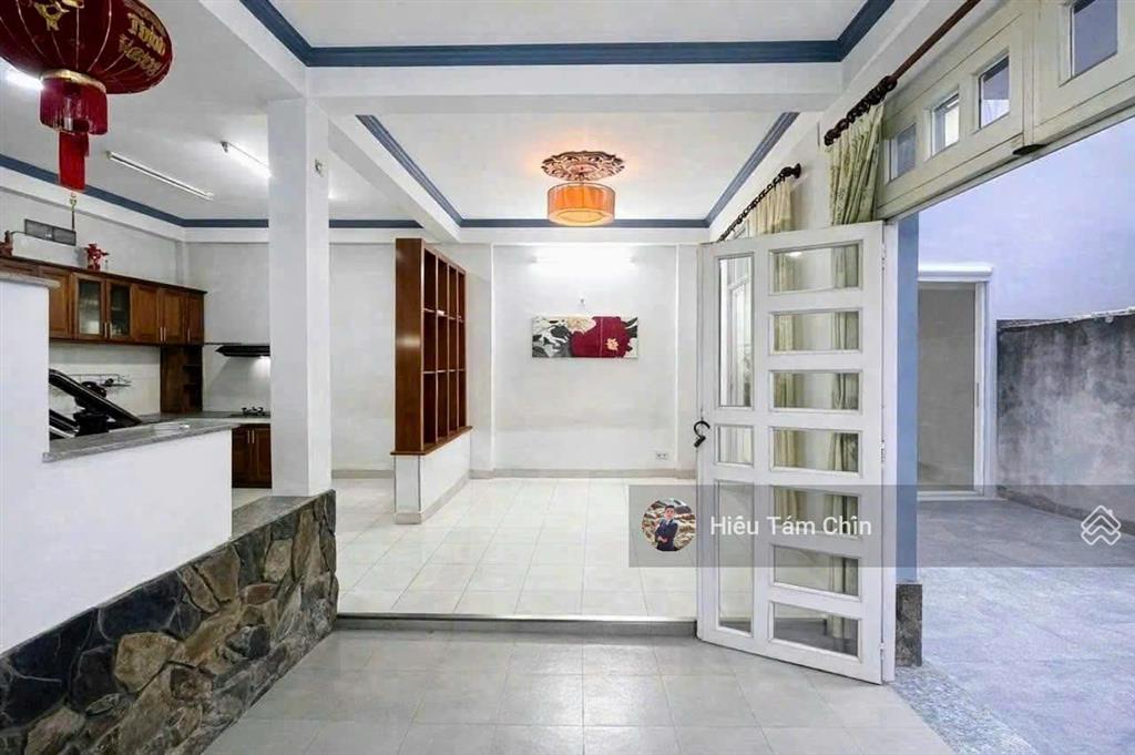 Siêu hiếm, nhà 7,2m x 7m x 3 tầng, ngay trường thcs linh trung, thủ đức