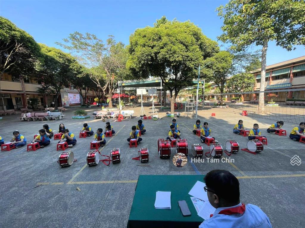 Siêu hiếm, nhà 7,2m x 7m x 3 tầng, ngay trường thcs linh trung, thủ đức