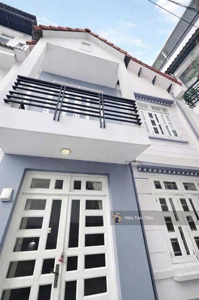 Nhà đẹp 7,2m x 7m x 3 tầng, ngay trường thcs linh trung, vị trí đẹp