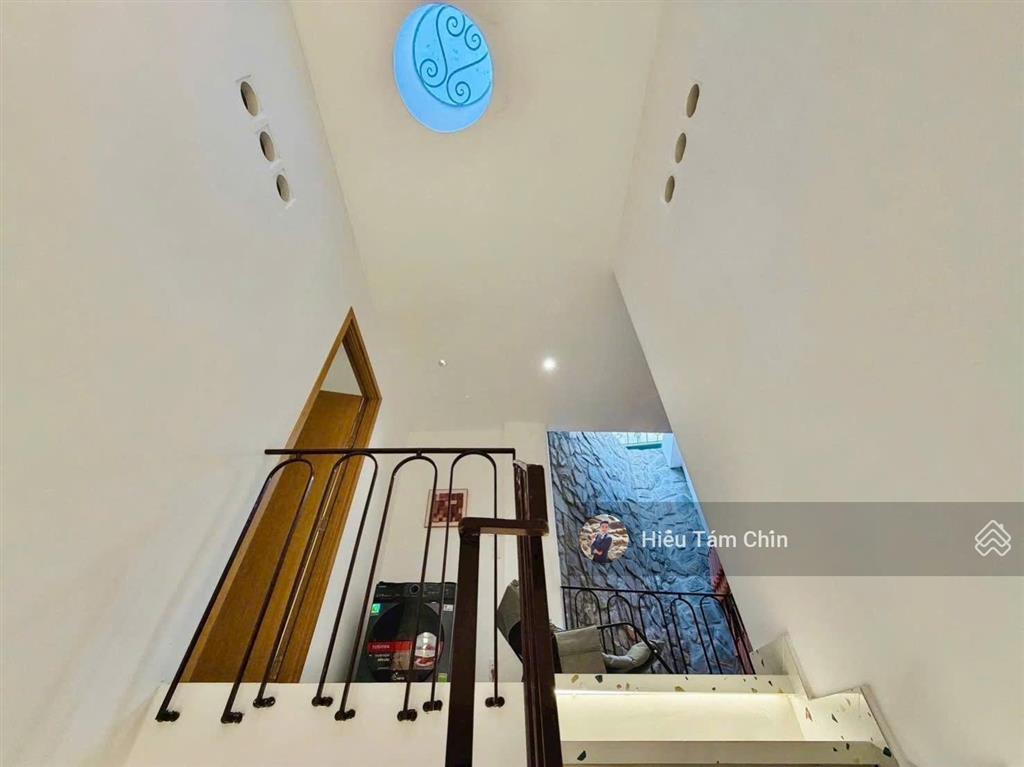 Siêu phẩm villa ngay công viên, 5m x 15.3m x 2 tầng, xây mới 2026