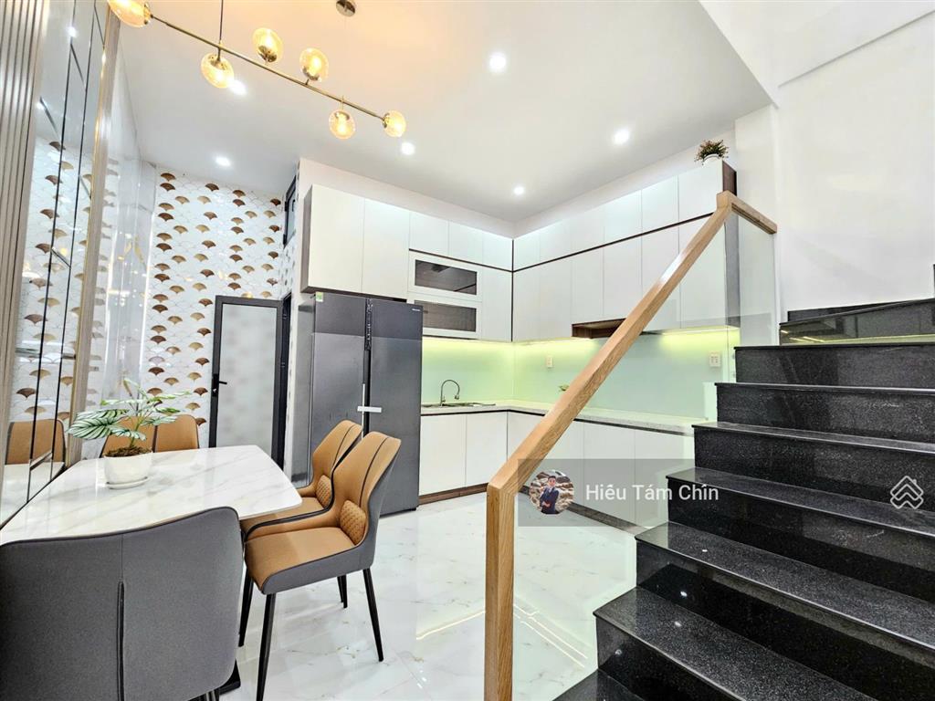 Vị trí đắc địa, mtkd chợ võ thành trang, 60.5m2, 4 tầng, sổ 2026