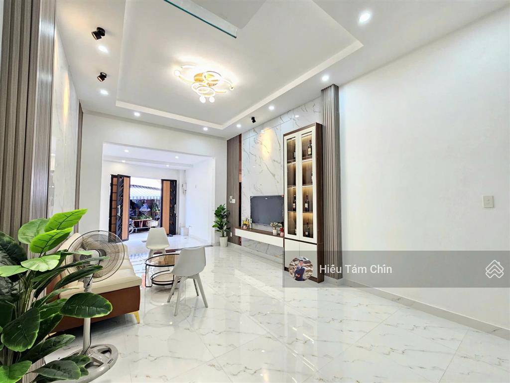 Vị trí đắc địa, mtkd chợ võ thành trang, 60.5m2, 4 tầng, sổ 2026