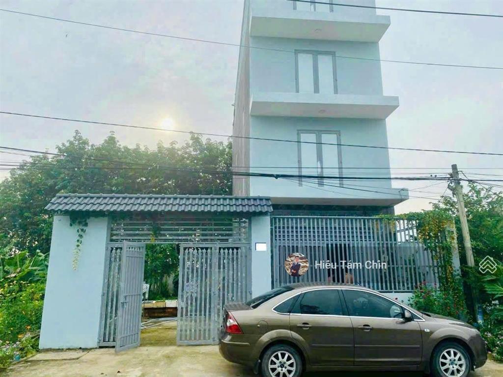 Chỉ 20tr/m2, nhà mặt tiền 10m x 22m x 4 tầng, xứng đáng đầu tư