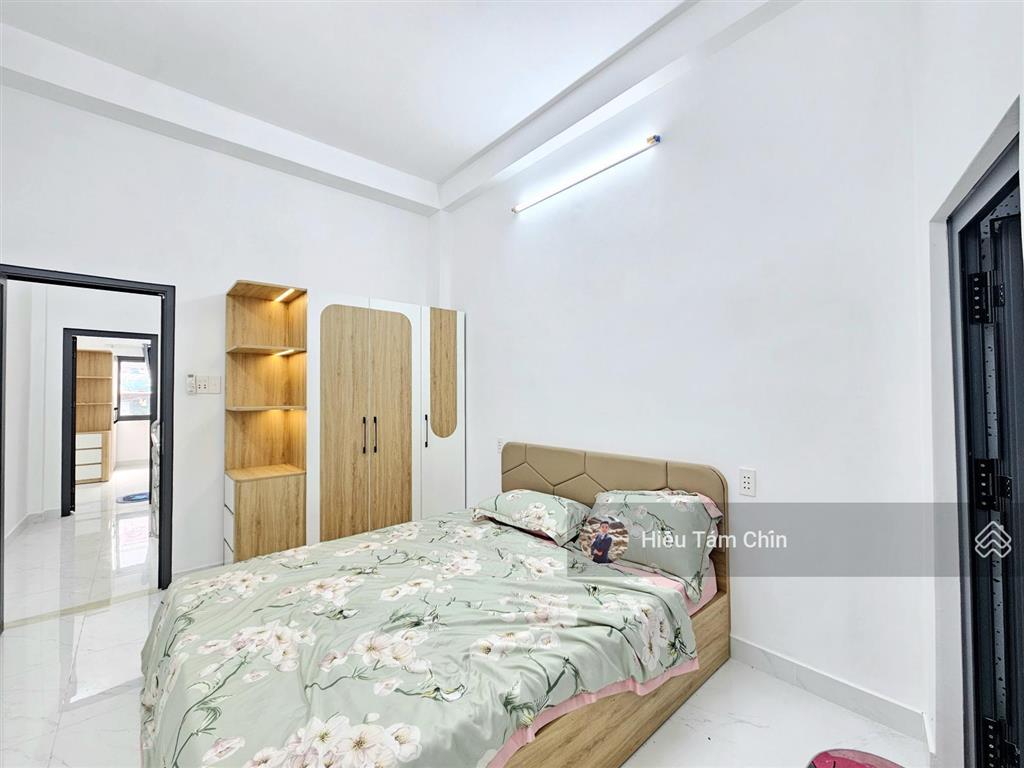 Vị trí đẹp, 3.45m x 15m x 3 tầng, chợ bà chiểu, cách bờ kè 30m