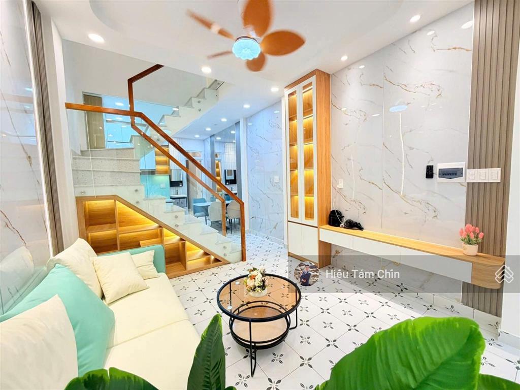 Siêu phẩm 3,46m x 13m x 2 tầng, ô tô đỗ cửa, 3 phòng, sổ chuẩn đẹp