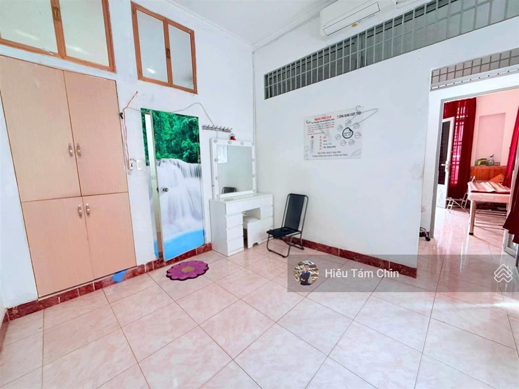 Vinfast vf3 đỗ cửa, 5.1m x 12m x 3 tầng, nhà tốt giá tốt, sổ đẹp, khu văn minh